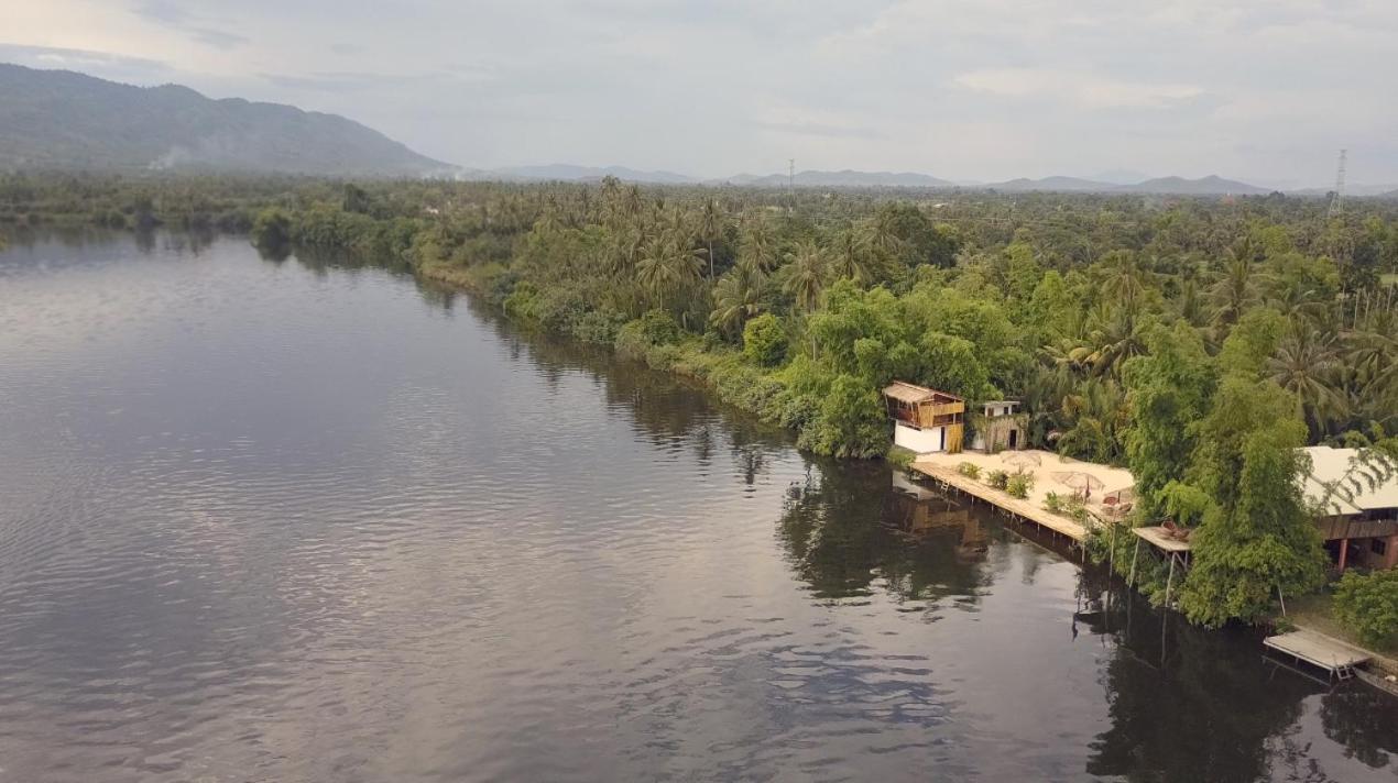 Hotel Sabay Beach Kampot Exterior foto