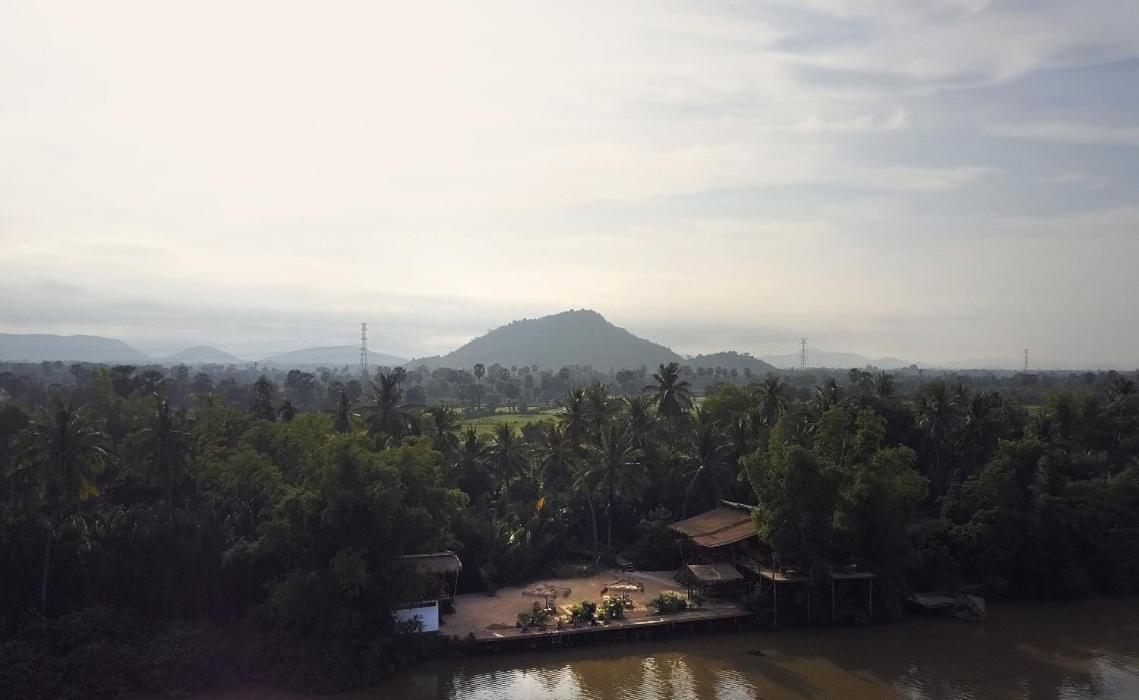 Hotel Sabay Beach Kampot Exterior foto