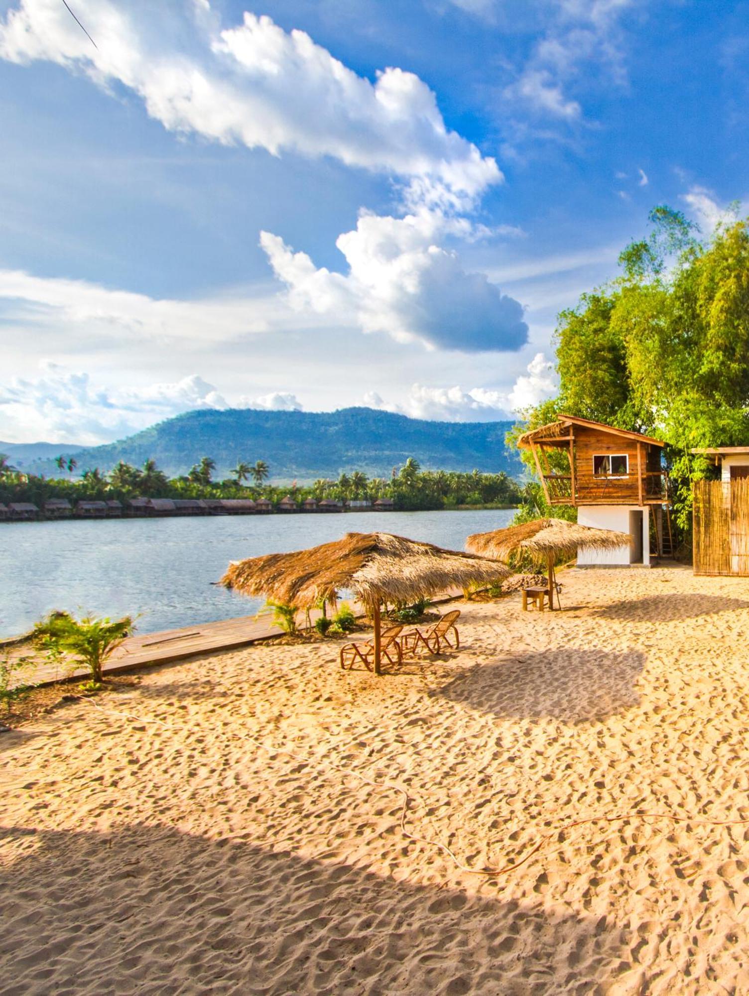 Hotel Sabay Beach Kampot Exterior foto